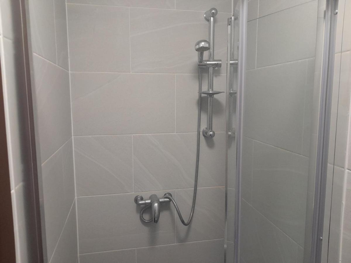 Lovely 1-Bed Studio In London Apartman Kültér fotó