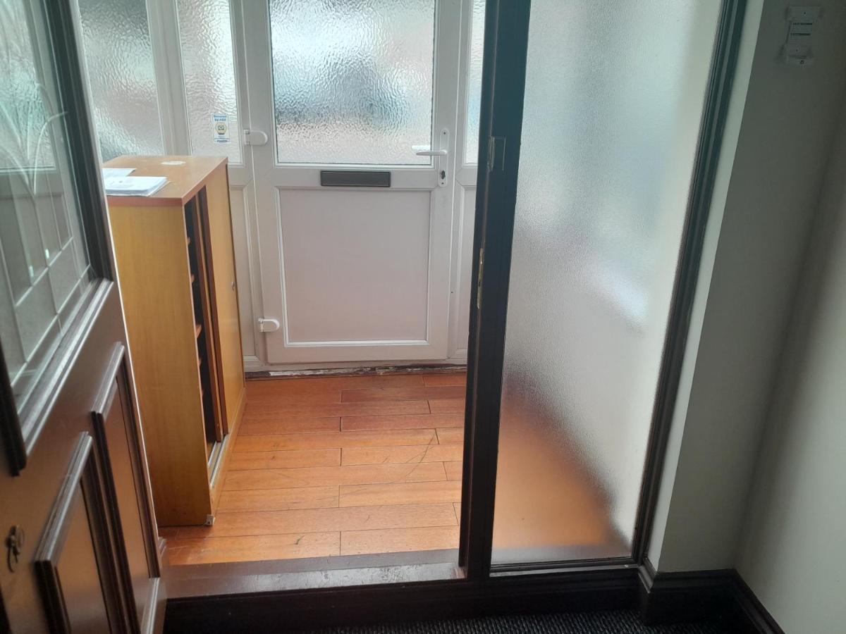 Lovely 1-Bed Studio In London Apartman Kültér fotó